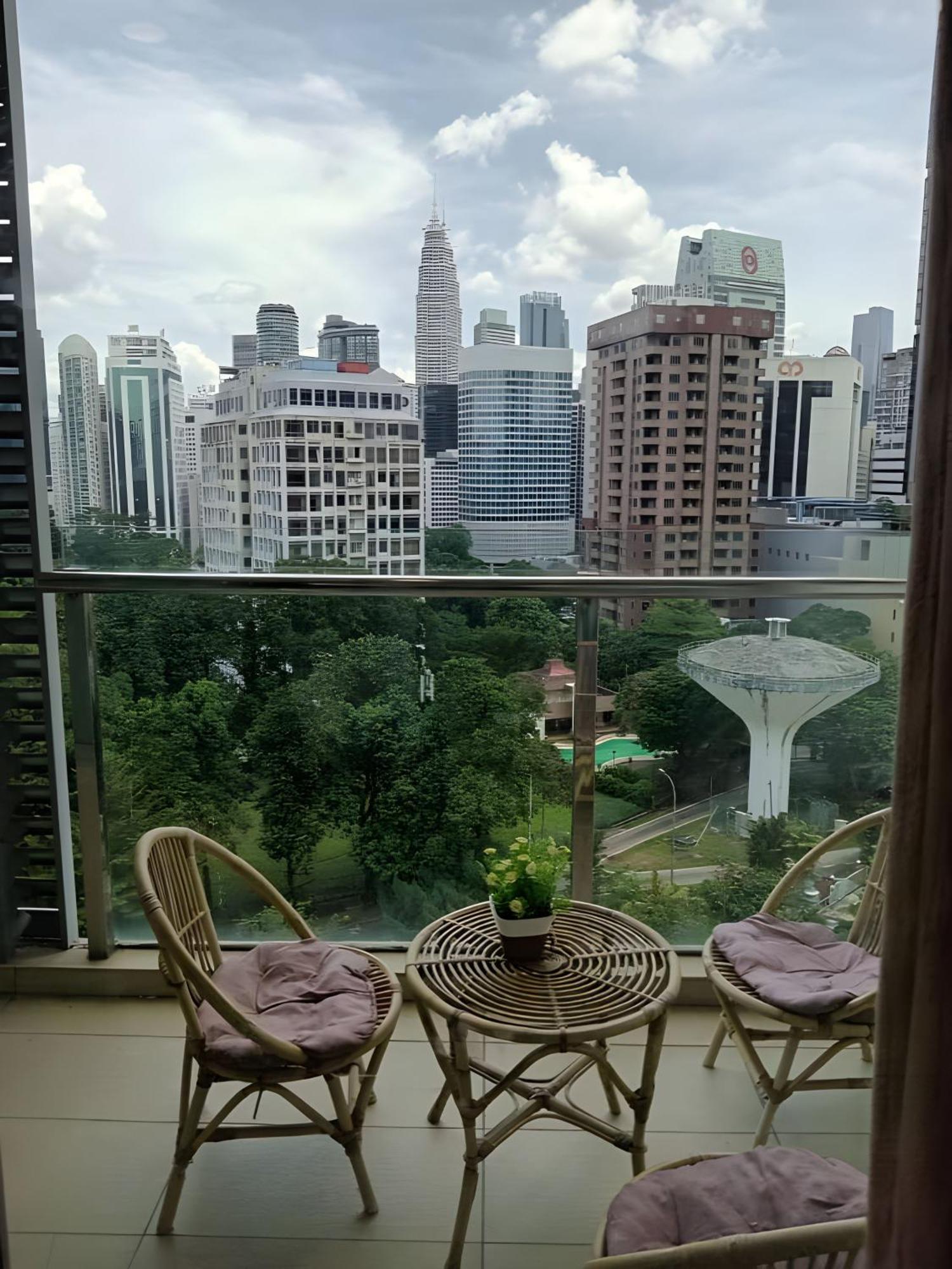 Pangsapuri Suasana Bukit Ceylon Klcc By Swifttravels Kuala Lumpur